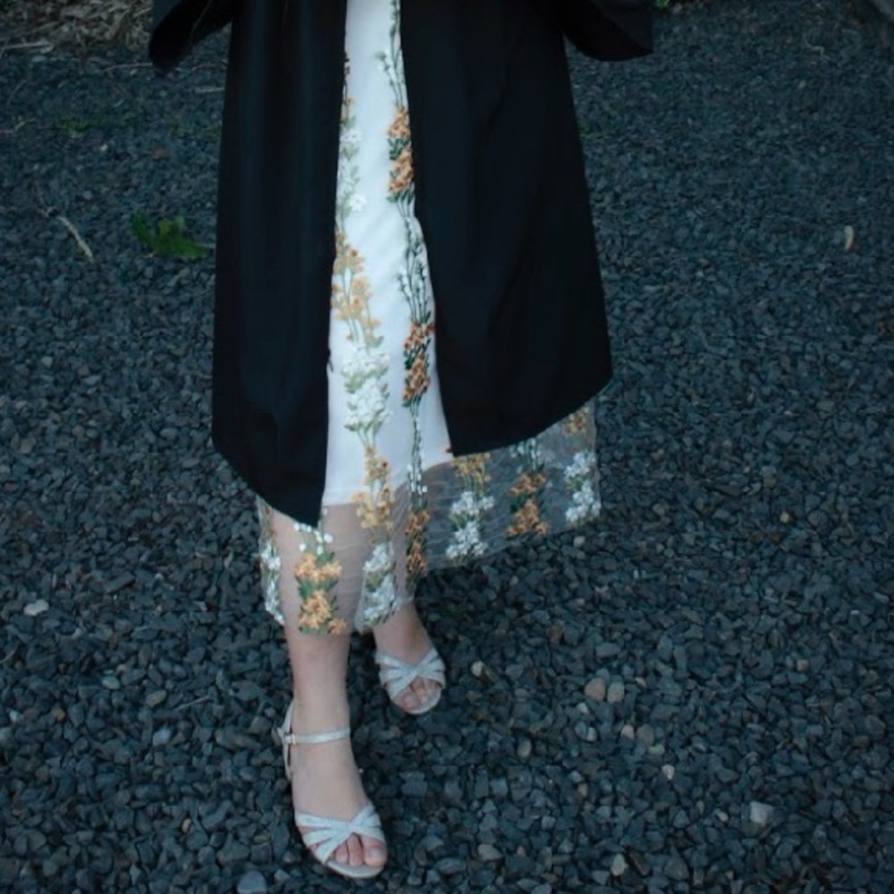 Sunny elegant dress